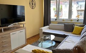Aurelio Centar Apartment With Balcony And Free Parking