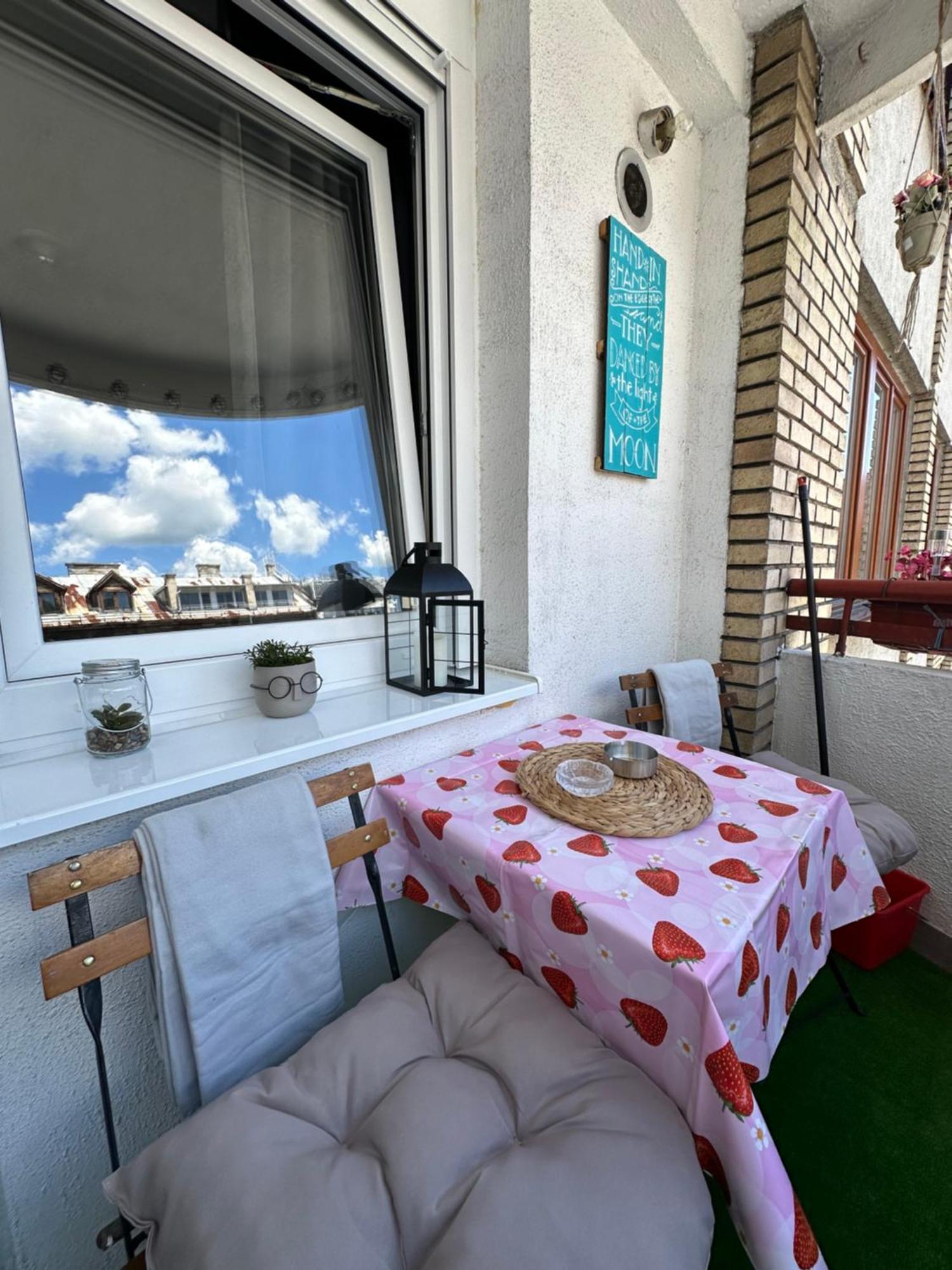 Aurelio Centar Apartment With Balcony And Free Parking Saraybosna Dış mekan fotoğraf
