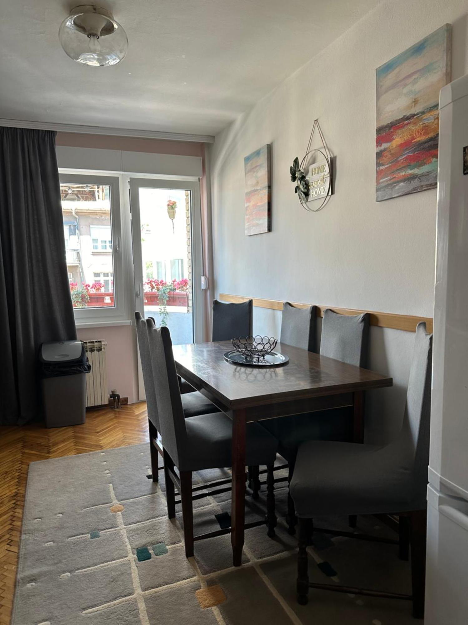 Aurelio Centar Apartment With Balcony And Free Parking Saraybosna Dış mekan fotoğraf
